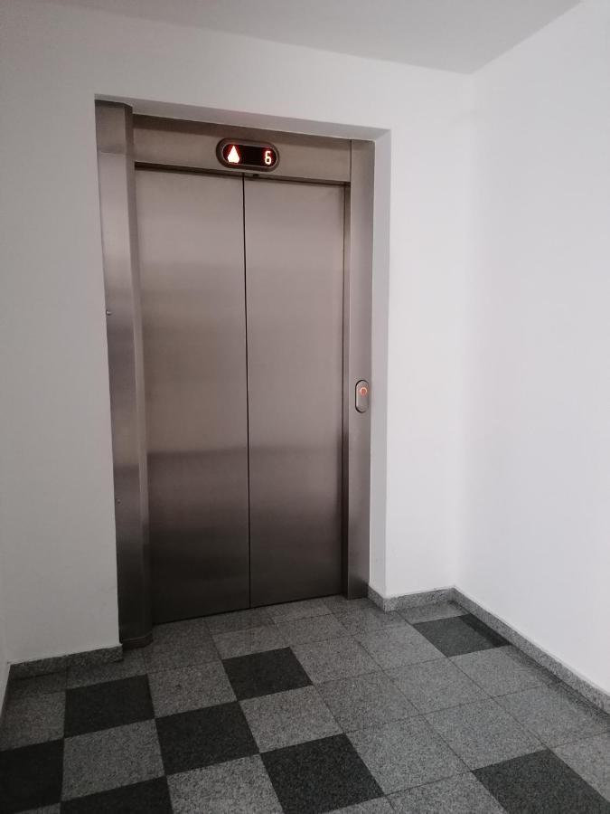Apartments Dora Загреб Екстериор снимка