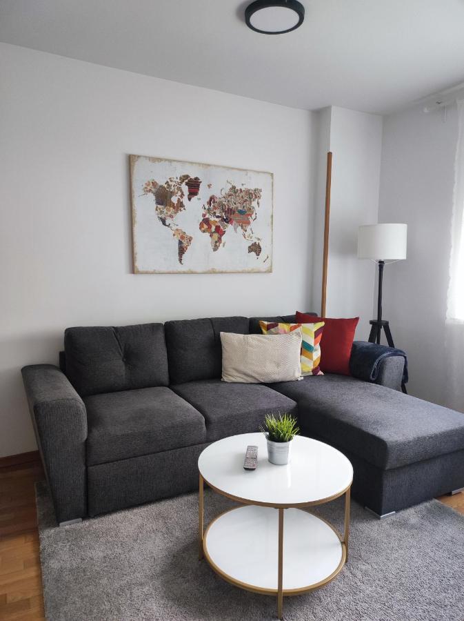 Apartments Dora Загреб Екстериор снимка